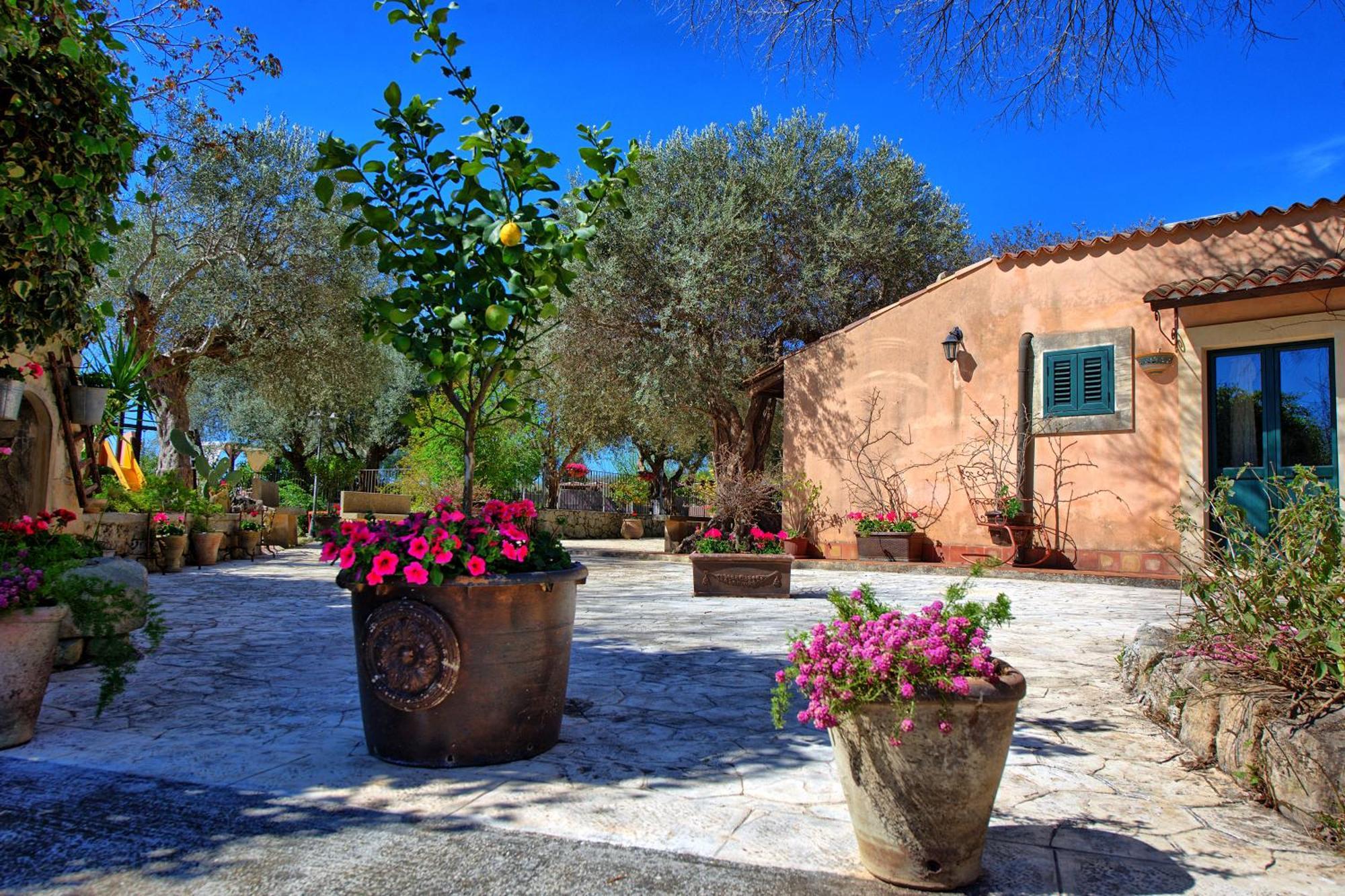 Villa Maddalena By Posarellivillas Palazzolo Acreide Bagian luar foto